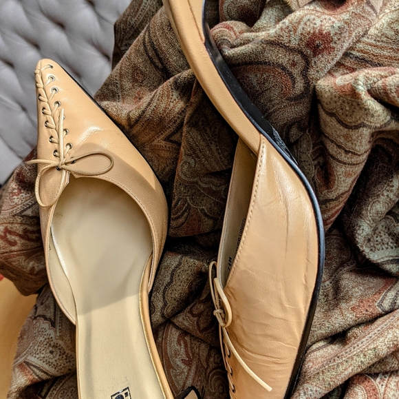 SOLD NAKED POINTED-TOE MULES - Picture 12 of 16